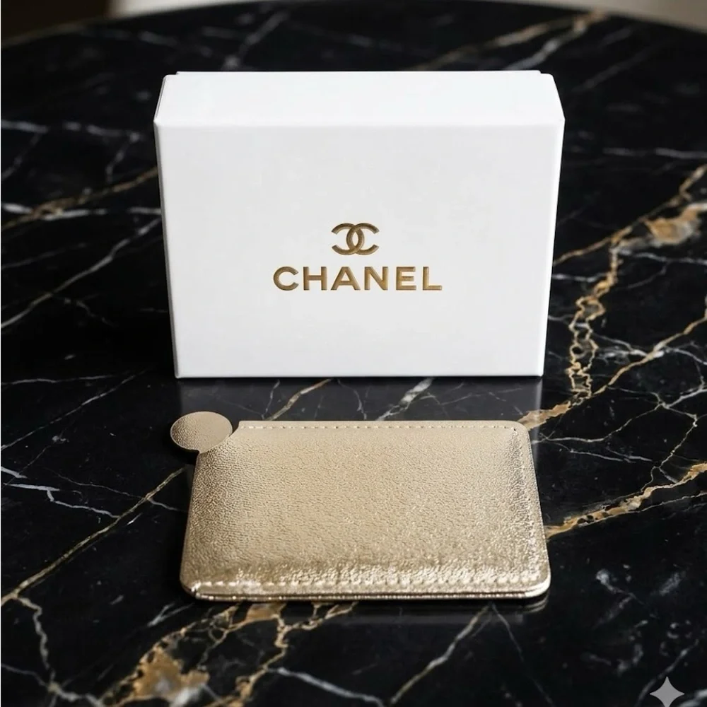 CHANEL Metallic Leather Card Holder in champagne